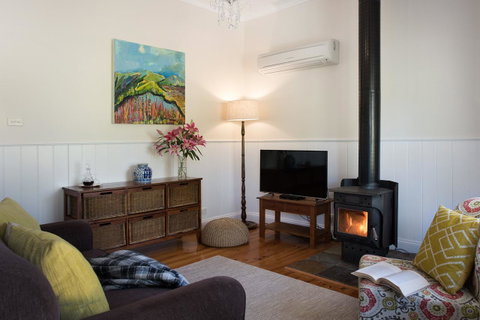 Koovelly Spa - Brisbane Tourism 1