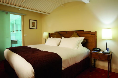 Grand Hotel Melbourne - Brisbane Tourism 8