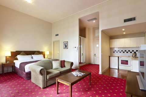 Grand Hotel Melbourne - Brisbane Tourism 16