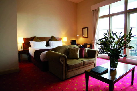 Grand Hotel Melbourne - Brisbane Tourism 6