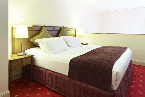Grand Hotel Melbourne - Brisbane Tourism 28