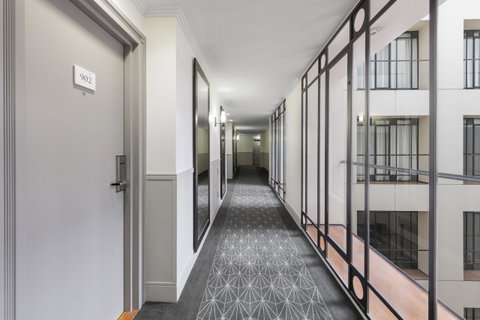 The Savoy Hotel On Little Collins Melbourne - Tourism Brisbane 21
