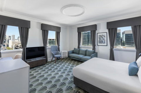 The Savoy Hotel On Little Collins Melbourne - Tourism Brisbane 0