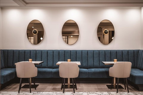 The Savoy Hotel On Little Collins Melbourne - Tourism Brisbane 4