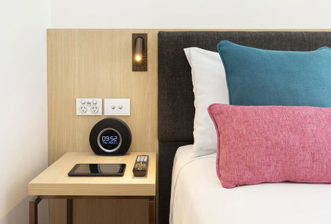 Ibis Melbourne Central - Tourism Brisbane 0