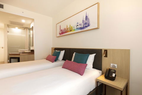 Ibis Melbourne Central - Tourism Brisbane 10