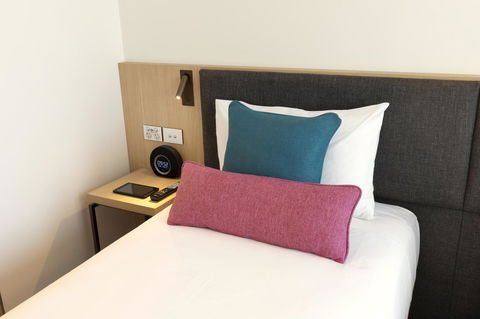 Ibis Melbourne Central - Tourism Brisbane 9