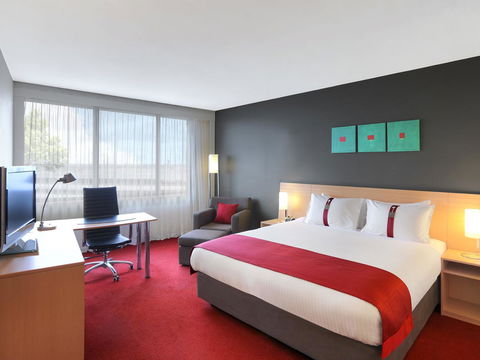 Holiday Inn Melbourne Airport, An IHG Hotel - Tourism Brisbane 1