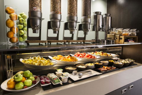 Holiday Inn Melbourne Airport, An IHG Hotel - Tourism Brisbane 21