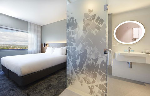 Holiday Inn Express Melbourne Southbank, An IHG Hotel - Tourism Brisbane 22