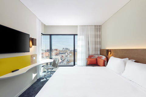 Holiday Inn Express Melbourne Southbank, An IHG Hotel - Tourism Brisbane 18