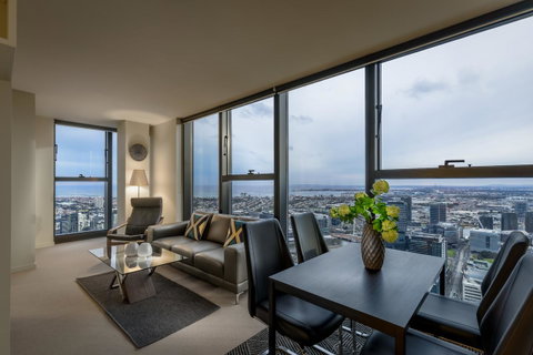 Melbourne SkyHigh Apartments - Brisbane Tourism 15