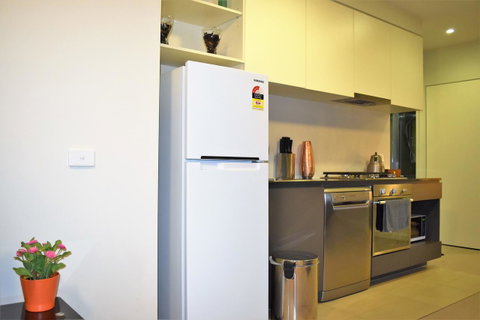 Melbourne SkyHigh Apartments - Brisbane Tourism 29
