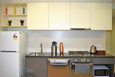 Melbourne SkyHigh Apartments - Brisbane Tourism 31
