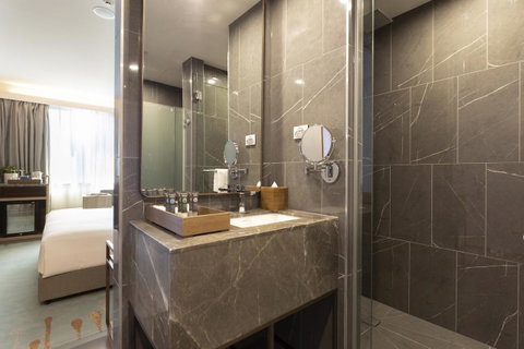 Novotel Melbourne Central - Brisbane Tourism 23