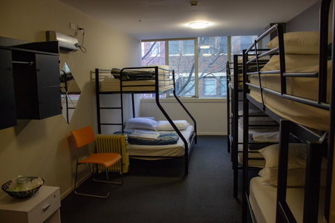 Nomads Melbourne Backpackers - Brisbane Tourism 38