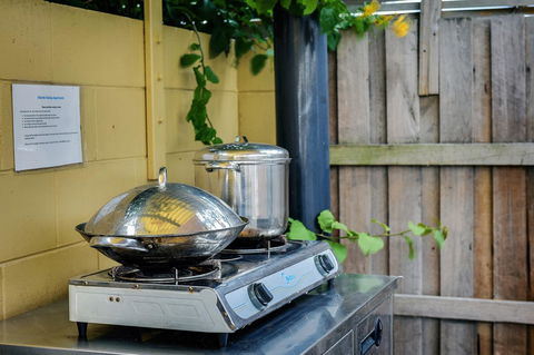 Allambi Holiday Apartments - Tourism Brisbane 23