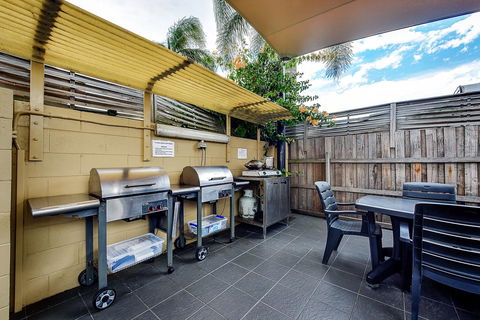 Allambi Holiday Apartments - Tourism Brisbane 30