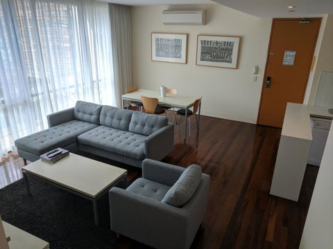 Phillip Island Apartments - Brisbane Tourism 3