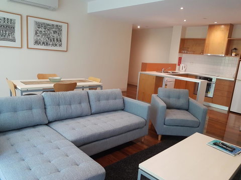 Phillip Island Apartments - Brisbane Tourism 2