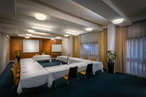 BEST WESTERN PLUS Travel Inn - Brisbane Tourism 18