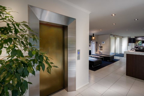 BEST WESTERN PLUS Travel Inn - Brisbane Tourism 22