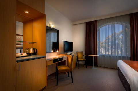 BEST WESTERN PLUS Travel Inn - Brisbane Tourism 23