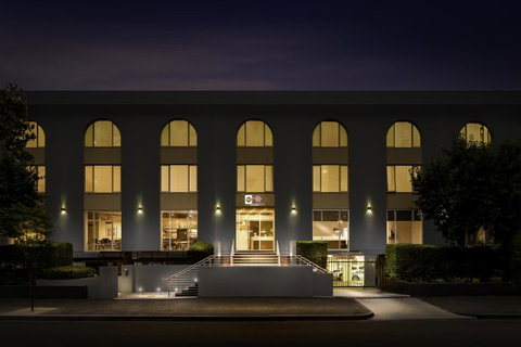 BEST WESTERN PLUS Travel Inn - Brisbane Tourism 0