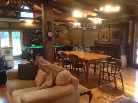 Mud Hollow Barn - Brisbane Tourism 5