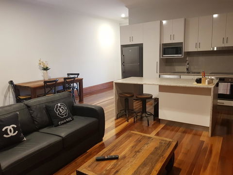 Sublime Spa Apartments - Tourism Brisbane 5