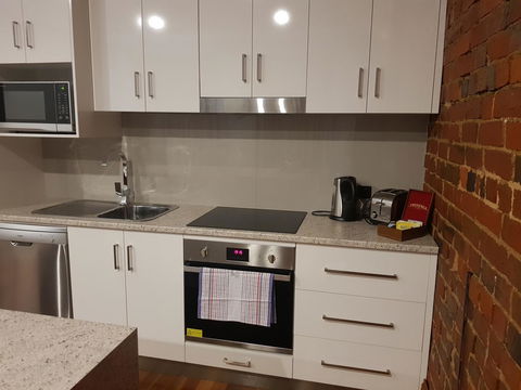 Sublime Spa Apartments - Tourism Brisbane 7