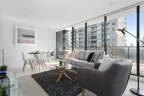 Complete Host Tiara Apartments - Brisbane Tourism 22