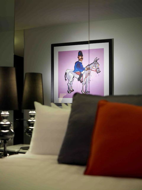 The Cullen Melbourne - Art Series - Brisbane Tourism 10
