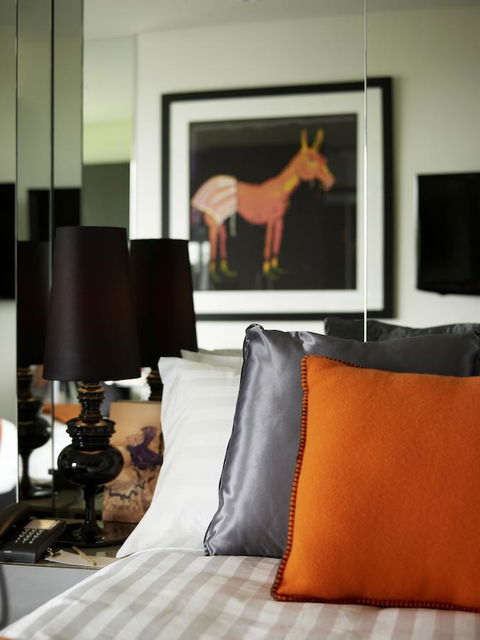 The Cullen Melbourne - Art Series - Brisbane Tourism 8