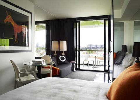 The Cullen Melbourne - Art Series - Brisbane Tourism 27