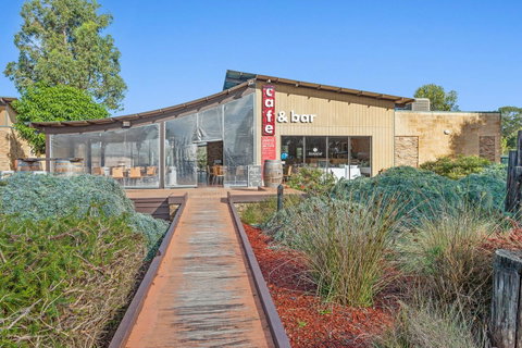 Rural 5 Star Villa\'s With Resort Amenities - Brisbane Tourism 14