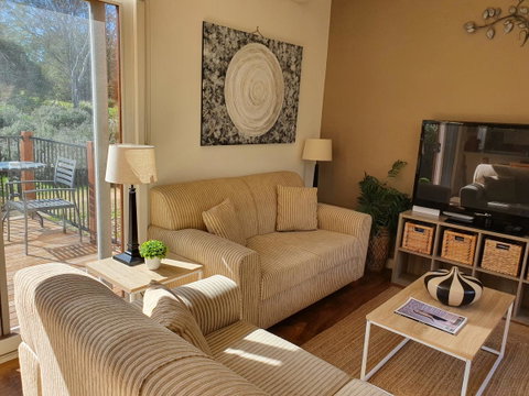 Rural 5 Star Villa\'s With Resort Amenities - Brisbane Tourism 1