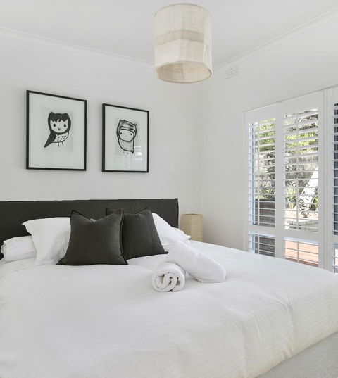Capella Villa No. 4 - Stunning Luxury Decor Inside And Out - Brisbane Tourism 9