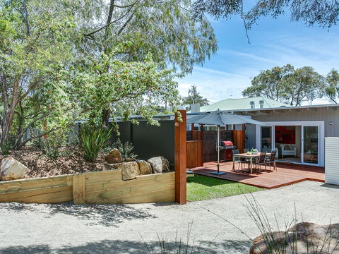 Capella Villa No. 4 - Stunning Luxury Decor Inside And Out - Brisbane Tourism 7