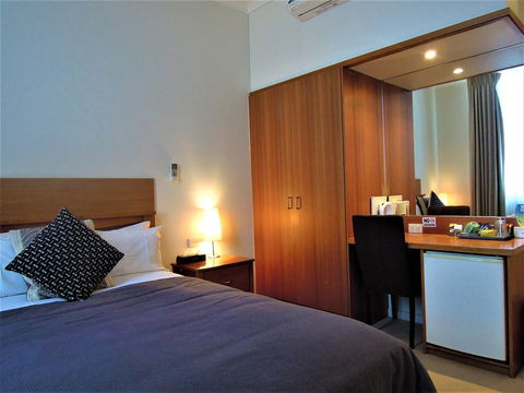 Plough Hotel - Tourism Brisbane 7