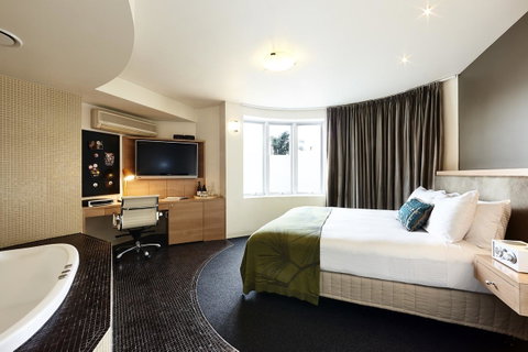 Saint Kilda Beach Hotel - Formerly Rydges St Kilda - Brisbane Tourism 1