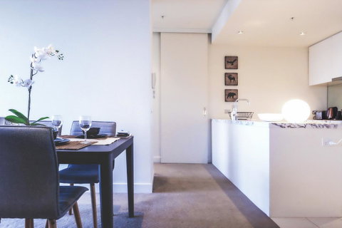 Mono Apartments On Freshwater Place - Brisbane Tourism 10