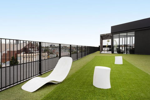 Modern Apartment In The Heart Of St Kilda - Tourism Brisbane 18