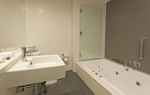 Causeway 353 Hotel - Tourism Brisbane 29