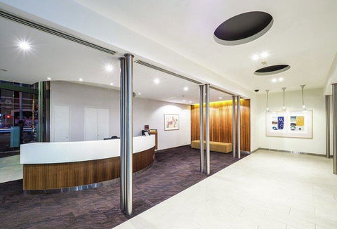 Premier Stays Melbourne - Brisbane Tourism 13