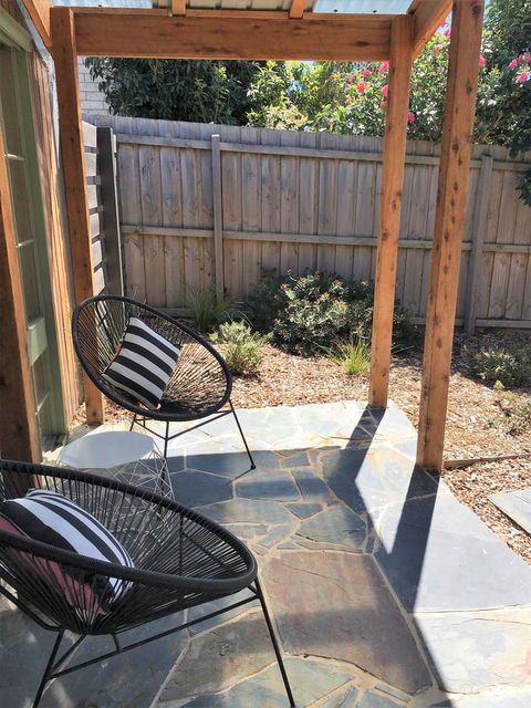 The Cosy Bungalow - Tourism Brisbane 12