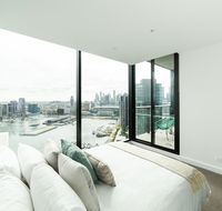Melbourne Private Apartments - Collins Wharf Waterfront Docklands - Tourism Brisbane