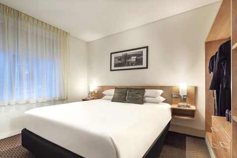 Ibis Melbourne Hotel And Apartments - Tourism Brisbane 1
