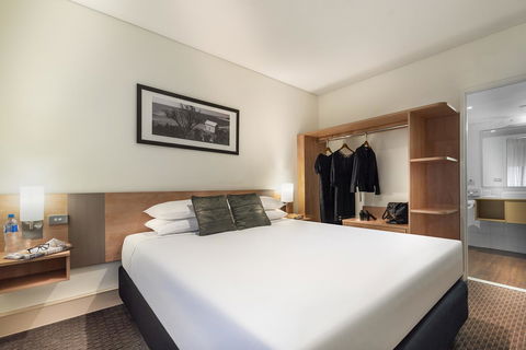 Ibis Melbourne Hotel And Apartments - Tourism Brisbane 17