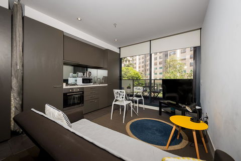 Amazing Accommodations : South Yarra - Tourism Brisbane 17